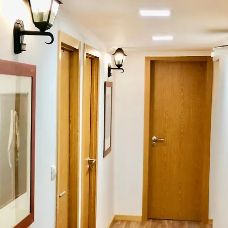 Charming To Rent With Shared Facilities * Lizbona