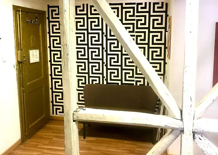 Charming To Rent With Shared Facilities
