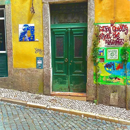 Apartment Charming To Rent With Shared Facilities *