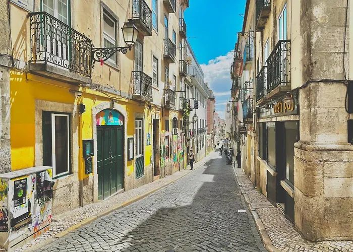 Appartement Charming To Rent With Shared Facilities *